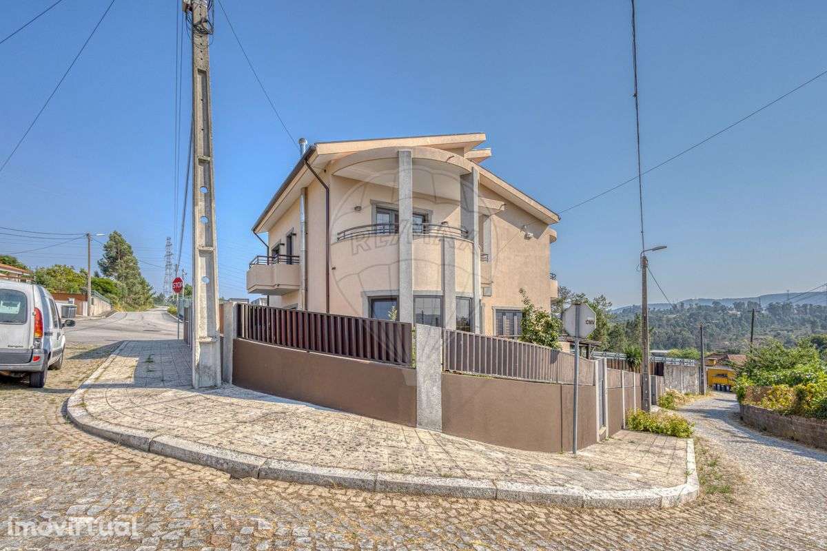 Moradia T4 para venda - Grande imagem: 2/34