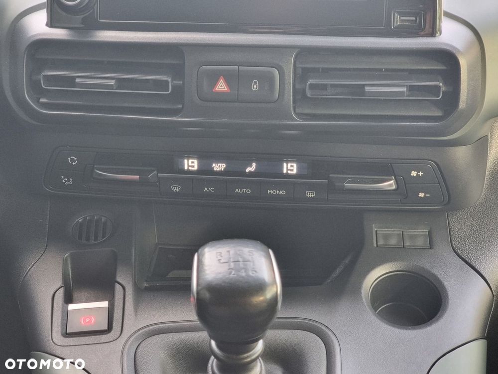 Citroën Berlingo XL 1.5 BlueHDI Shine S&S (7-os.) - 35