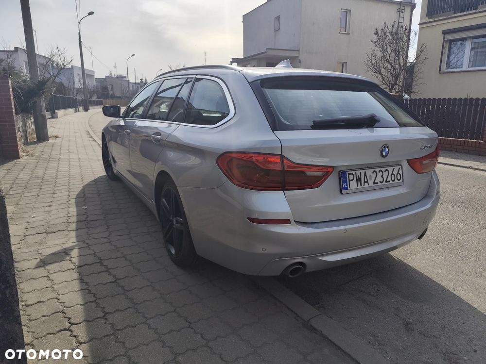 BMW Seria 5 520d Luxury Line - 3