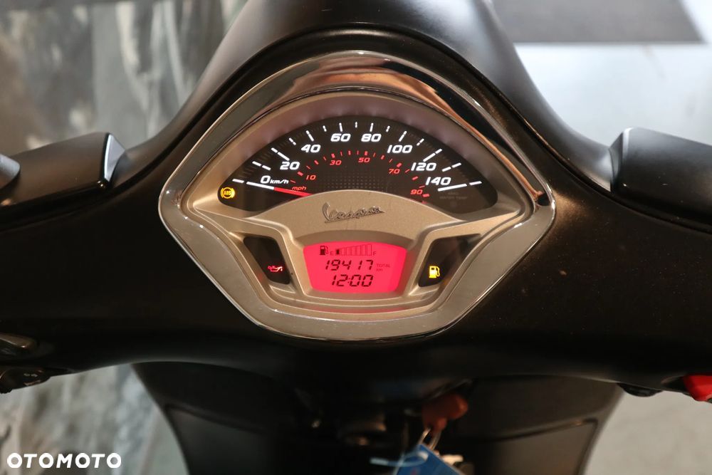 Piaggio Vespa - 11