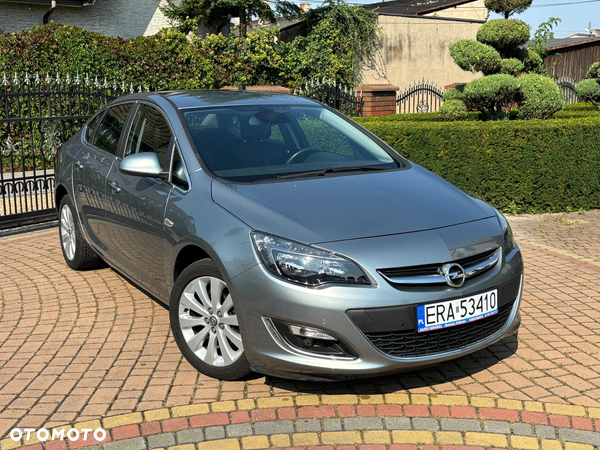 Opel Astra 1.4 EcoFLEX Cosmo