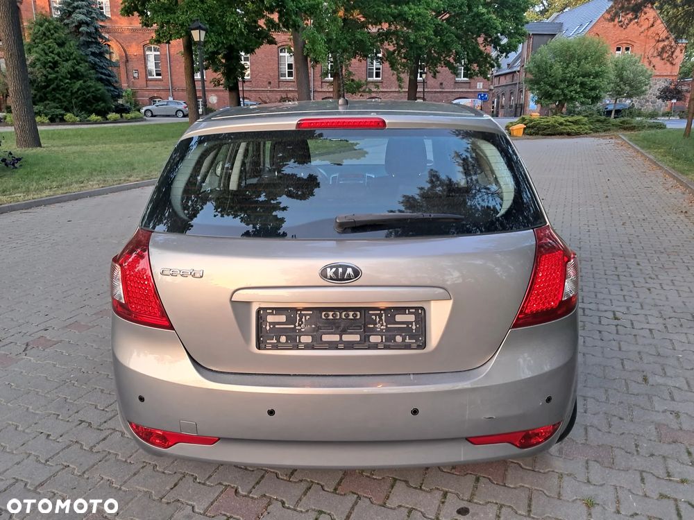 Kia Ceed 1.4 M - 6