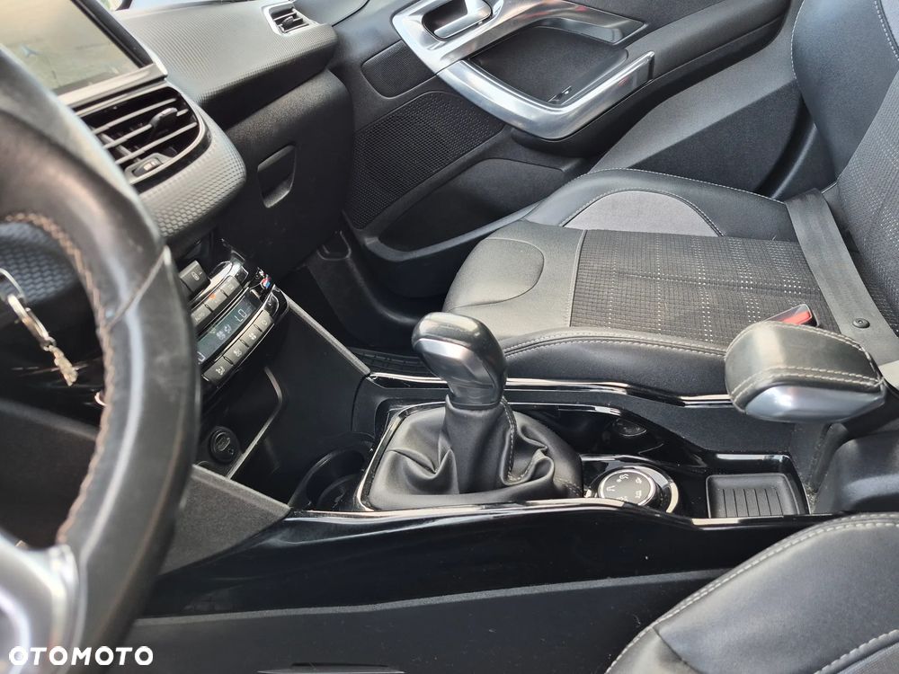 Peugeot 2008 120 VTI Business-Line - 21