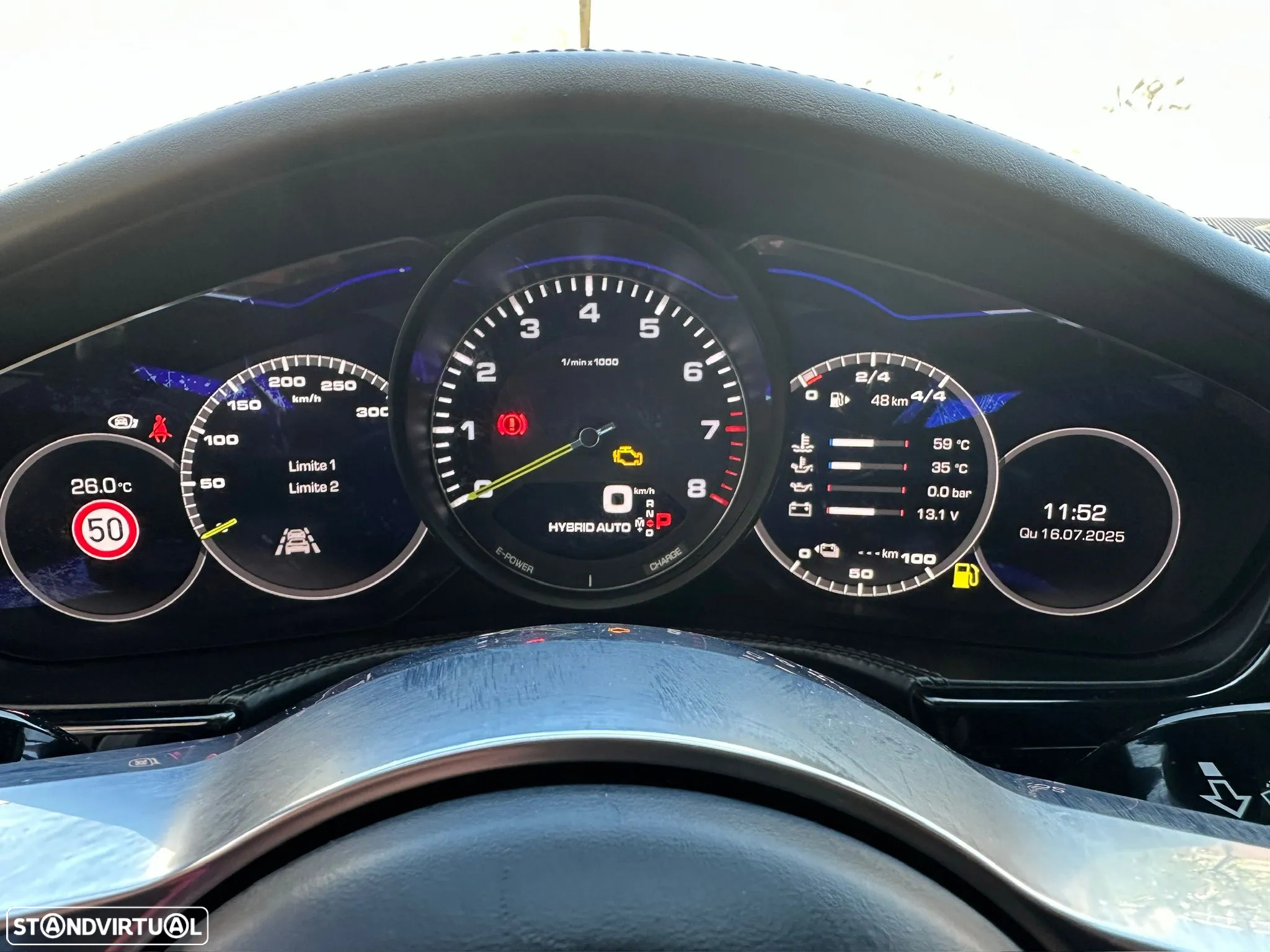 Porsche Panamera 4 E-Hybrid Platinum Edition com PDLS - 29