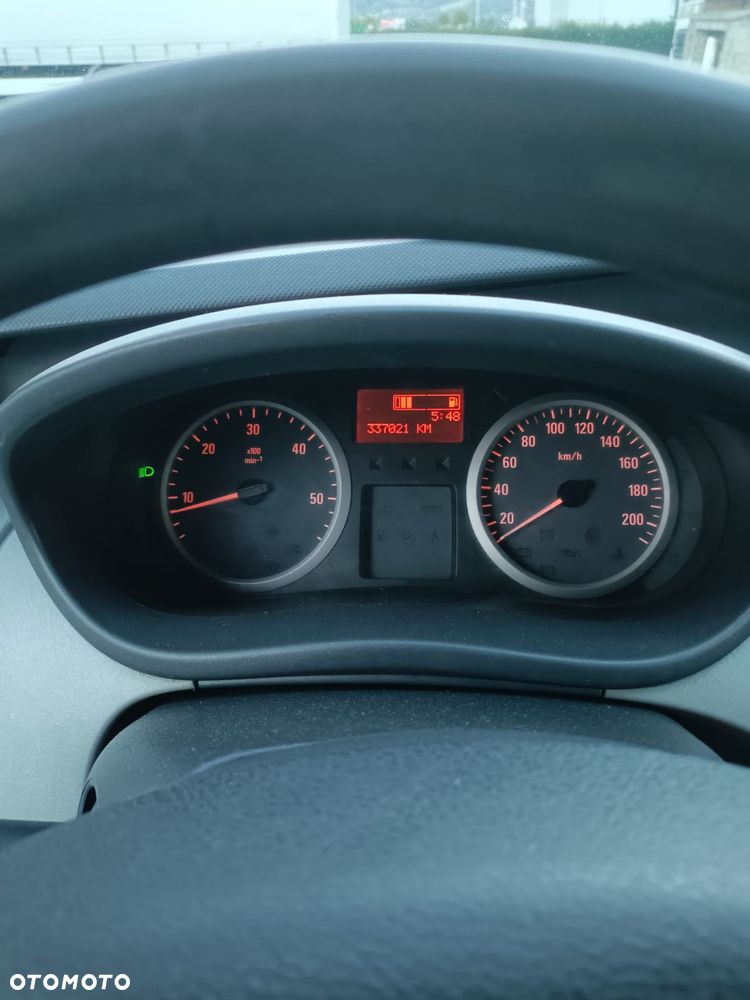 Opel Vivaro - 5