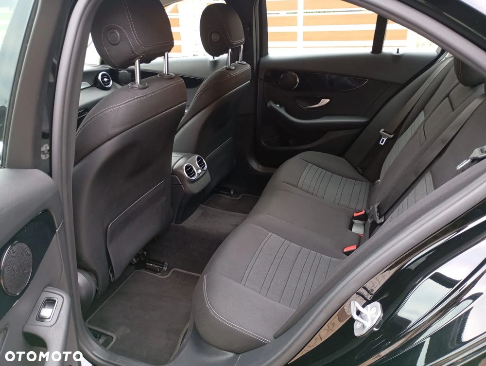 Mercedes-Benz Klasa C 160 Business Edition 9G-TRONIC - 14