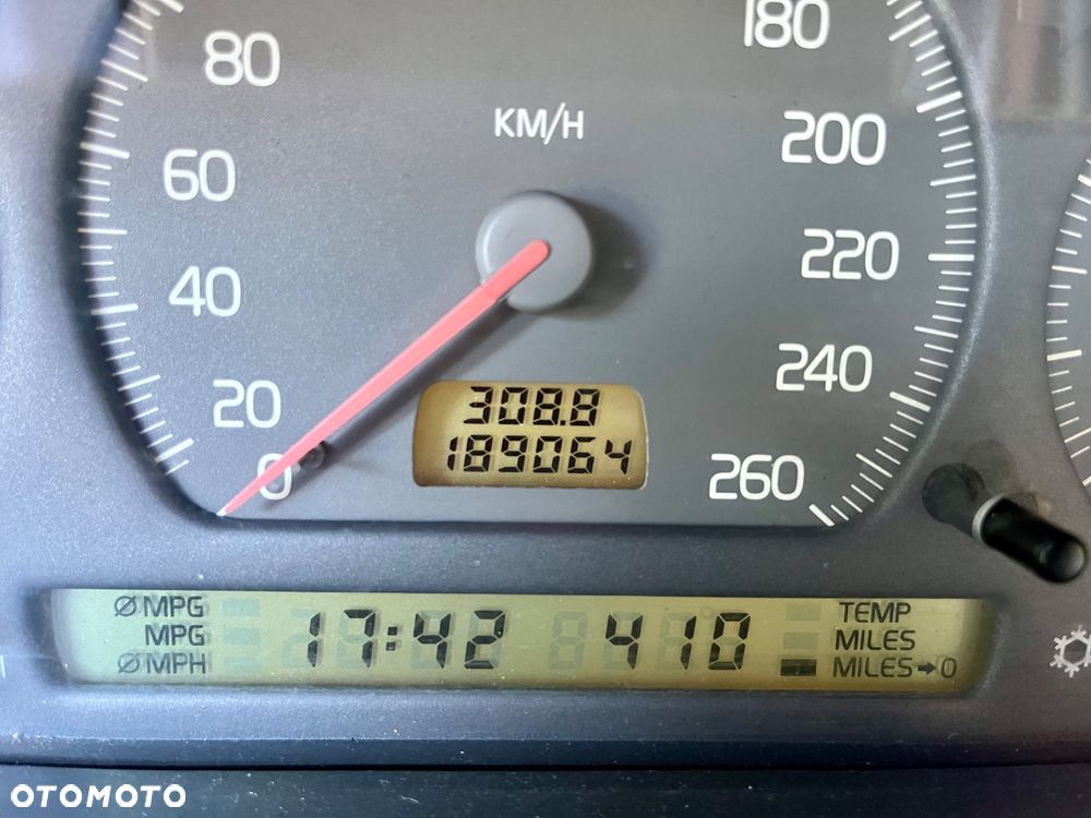 Volvo C70 - 25