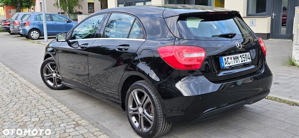 Mercedes-Benz Klasa A 180 (BlueEFFICIENCY) Style - 33