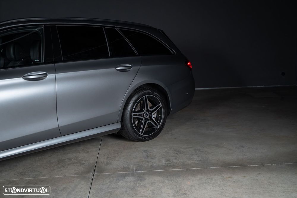 Mercedes-Benz E 300 - 10