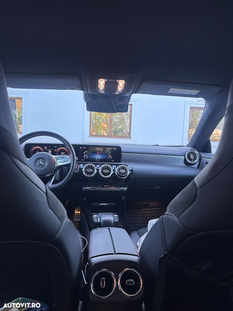 Mercedes-Benz CLA 200 7G-DCT AMG Line - 8