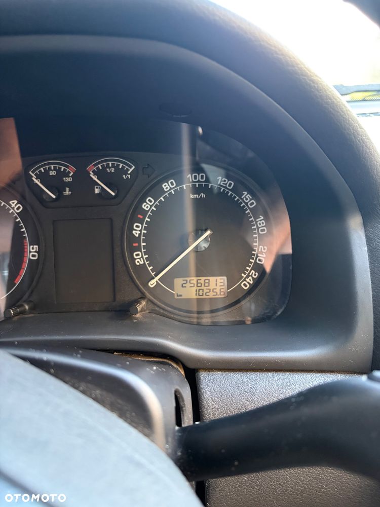 Skoda Octavia 1.9 TDI Tour Classic - 10