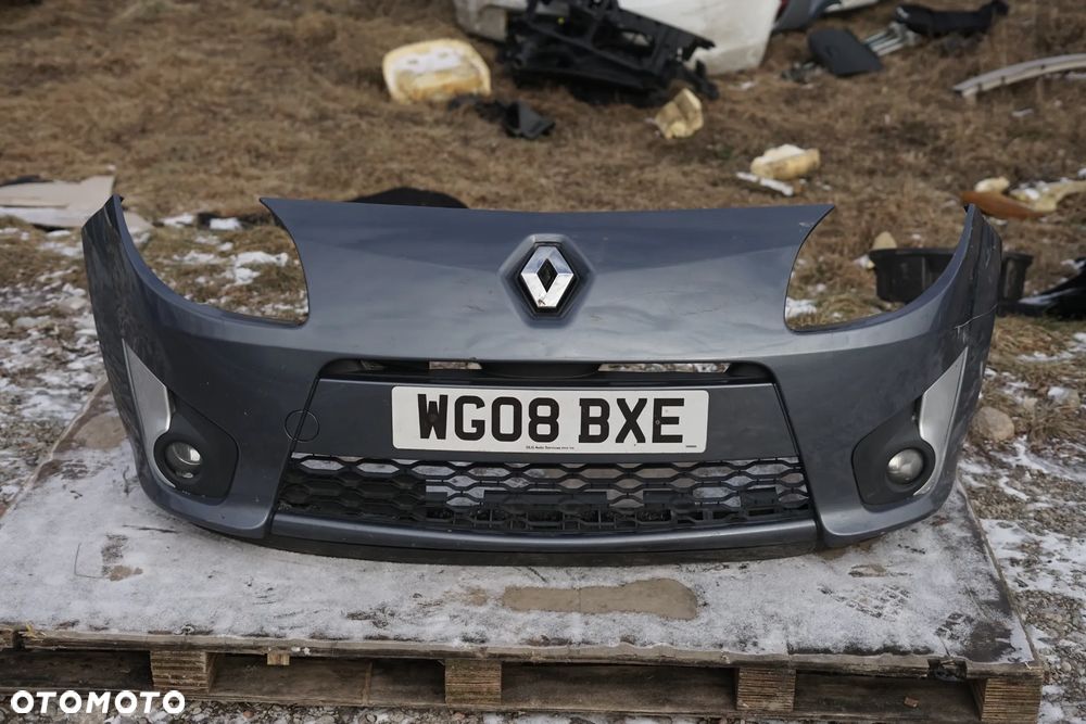 Zderzak przód przedni Renault Twingo II