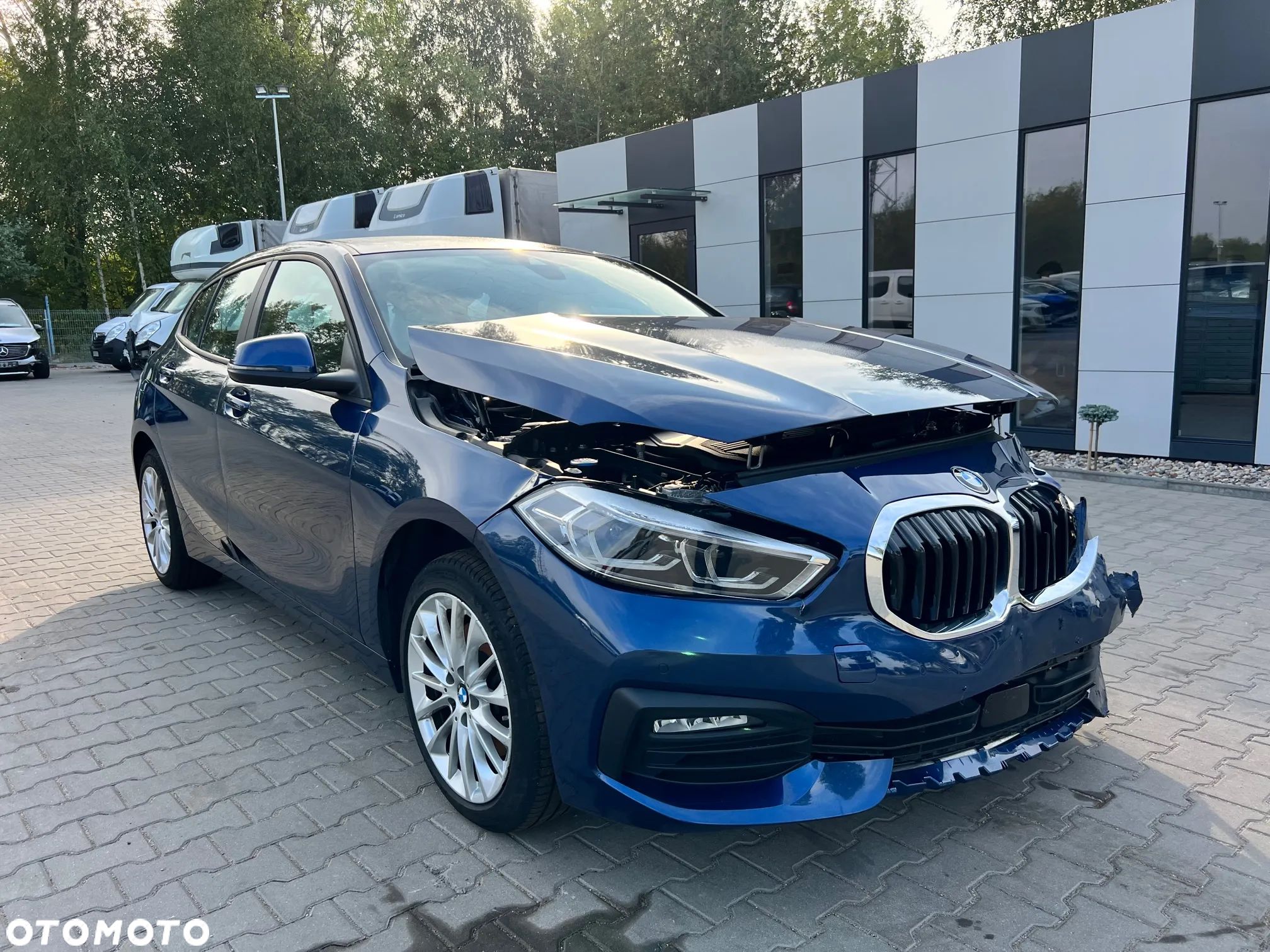 BMW Seria 1 118i - 1