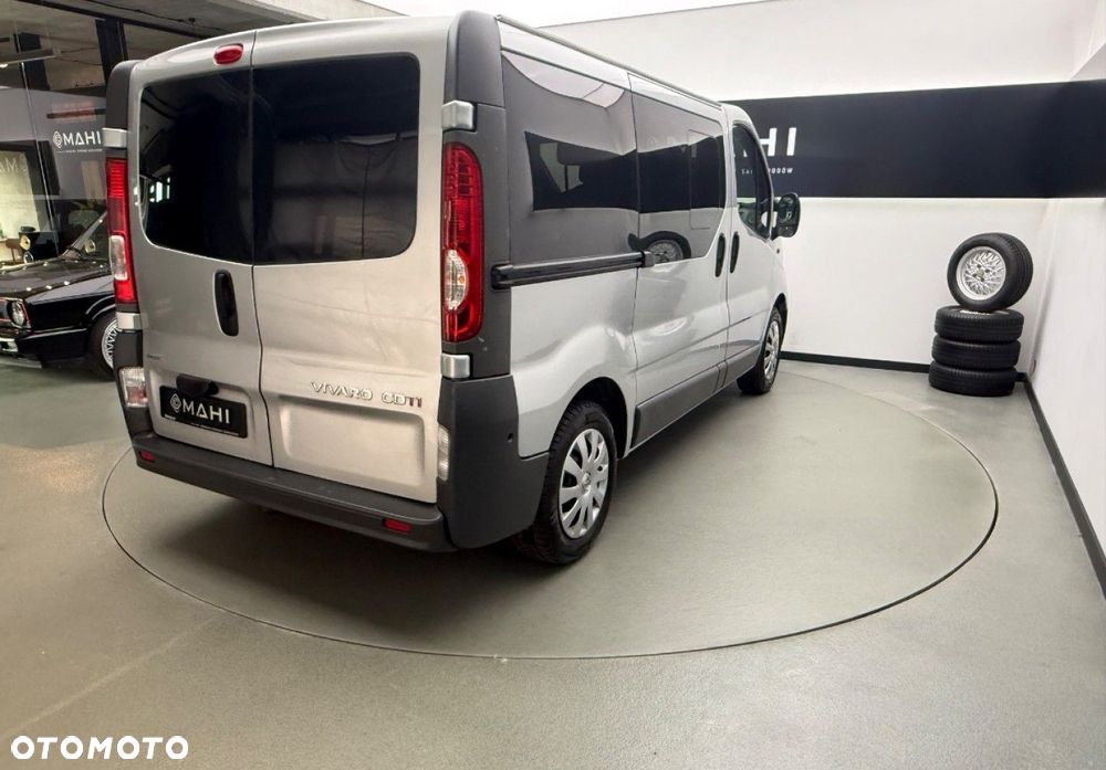 Opel Vivaro - 13
