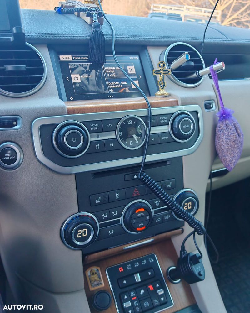 Land Rover Discovery 3.0 SDV6 HSE Aut - 4