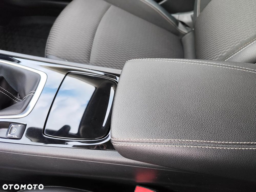 Opel Insignia 2.0 CDTI Innovation S&S - 32