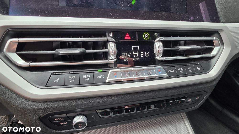 BMW Seria 3 318d - 13
