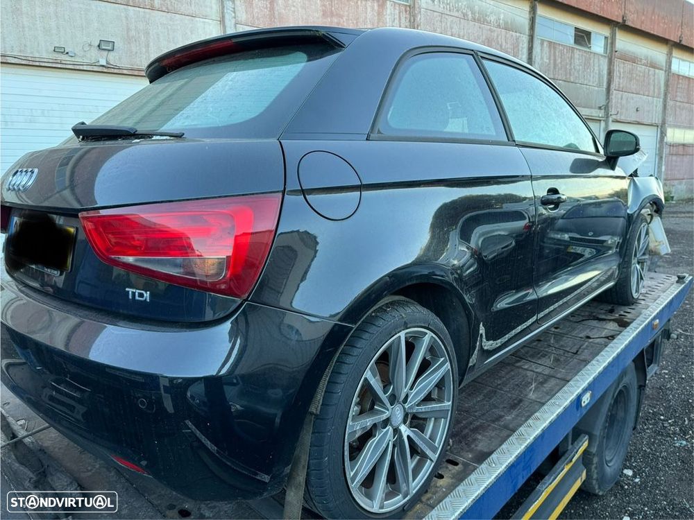 Audi A1 1.6Tdi para peças - 2