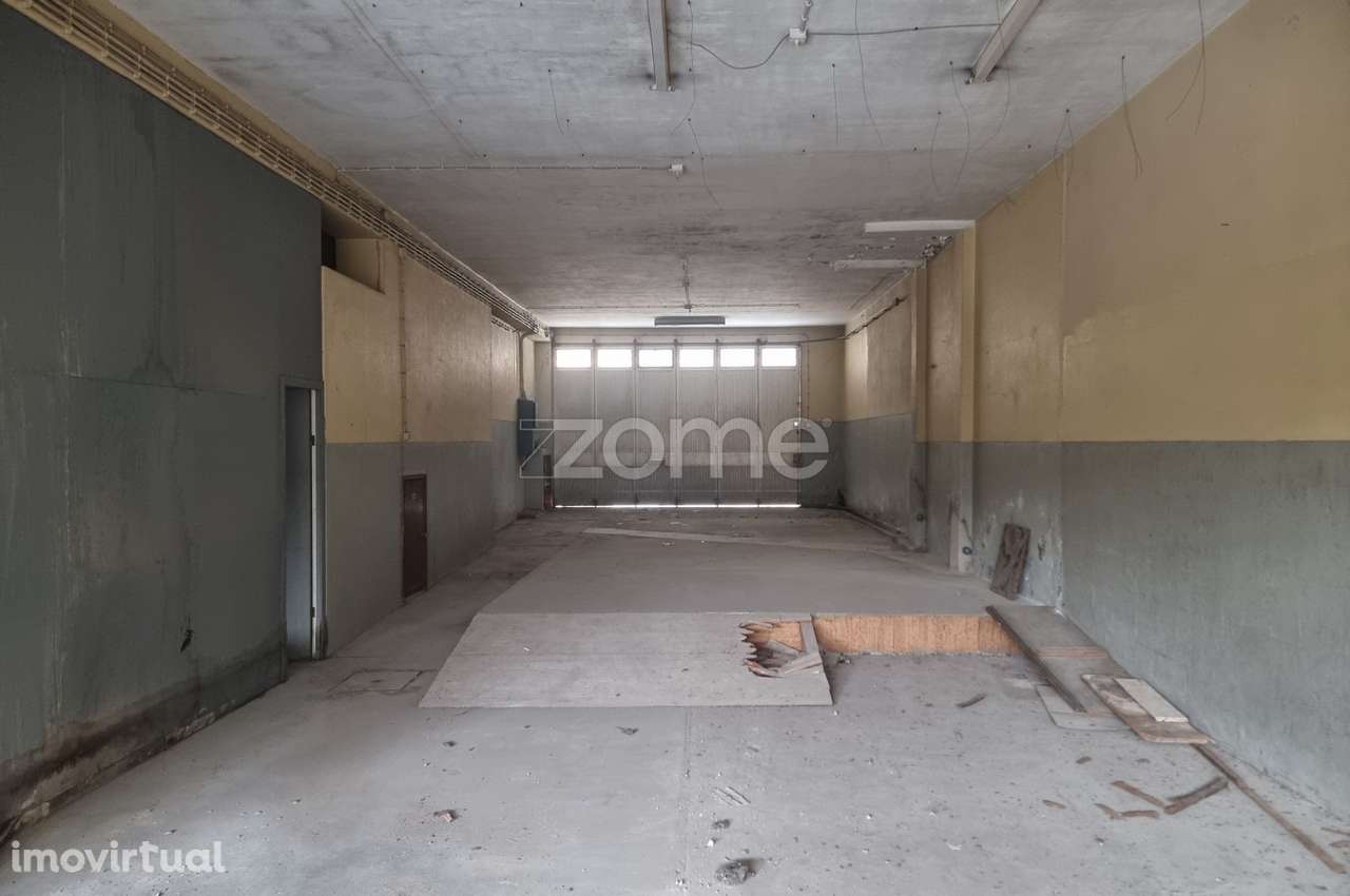 Armazém 600 m2 Constituição Porto - Grande imagem: 5/22