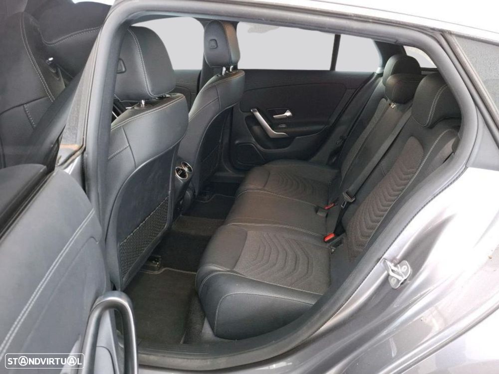 Mercedes-Benz CLA 250 - 8