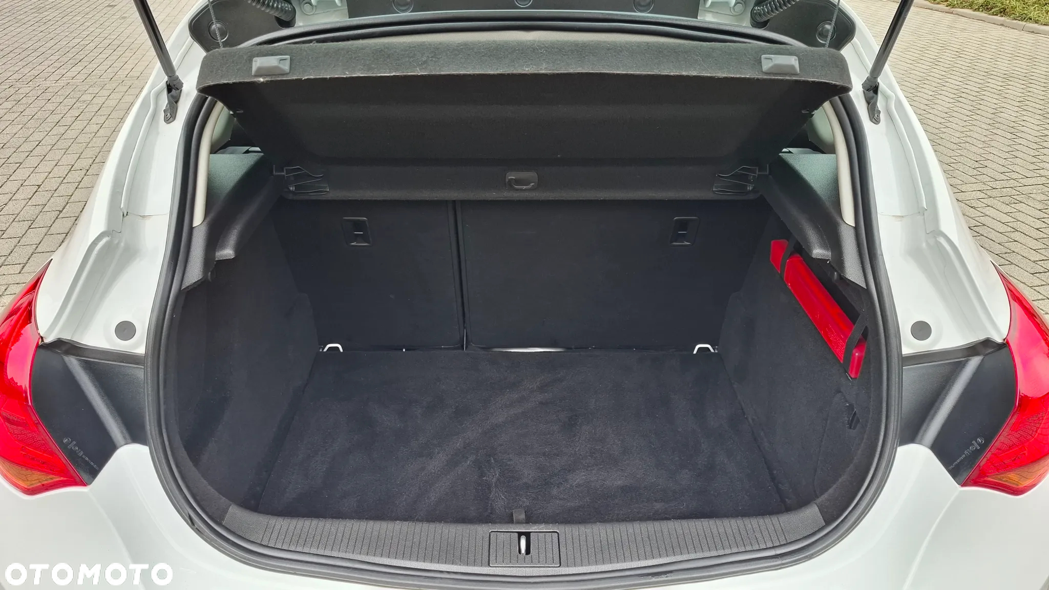 Opel Astra 1.6 Edition - 13