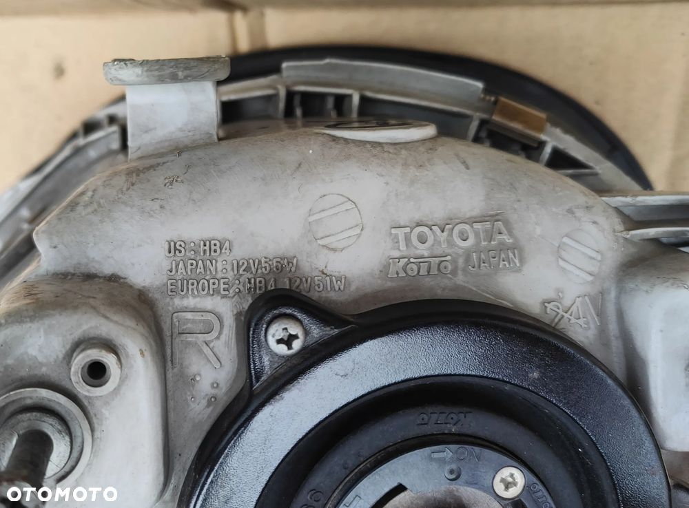 Reflektor prawy Lampa prawa Toyota Celica 1994- Europa - 3