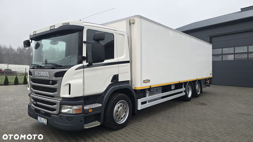 Scania P320 Euro 6 6x2 chłodnia izoterma kurierka 20 palet niski przebieg! super stan! rama do zabudowy laweta - 3