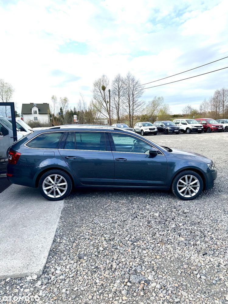 Skoda Octavia 2.0 TDI Green tec 4x4 Elegance - 4