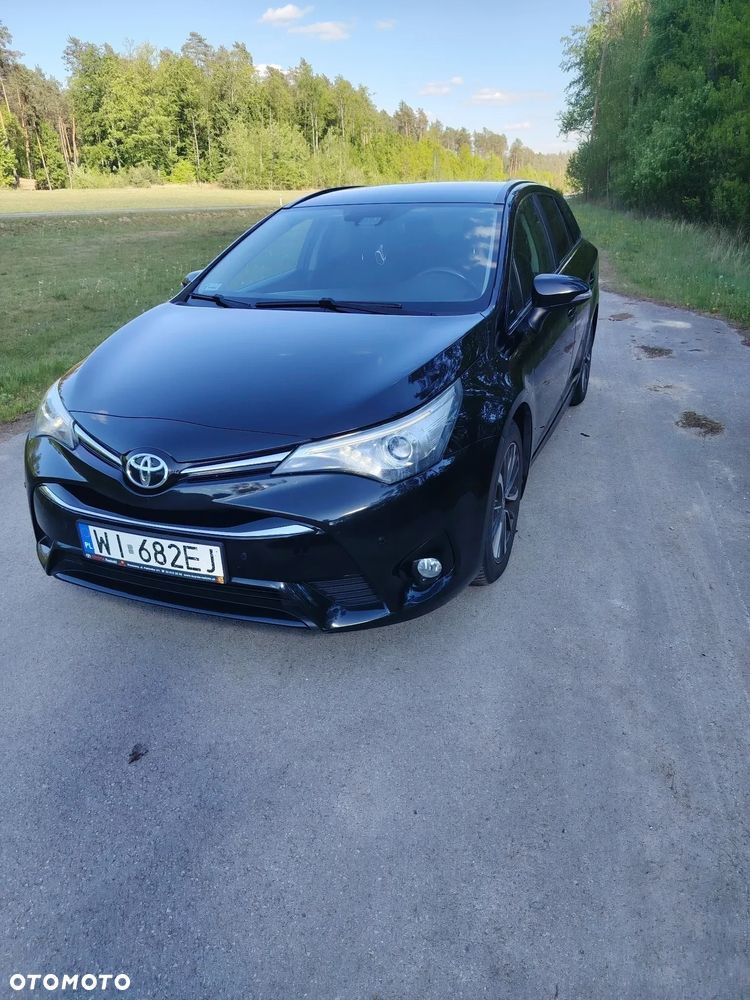 Toyota Avensis 2.0 D-4D Premium - 1
