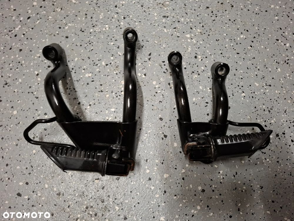 Suzuki DL 650 set dźwignia podnóżek - 2