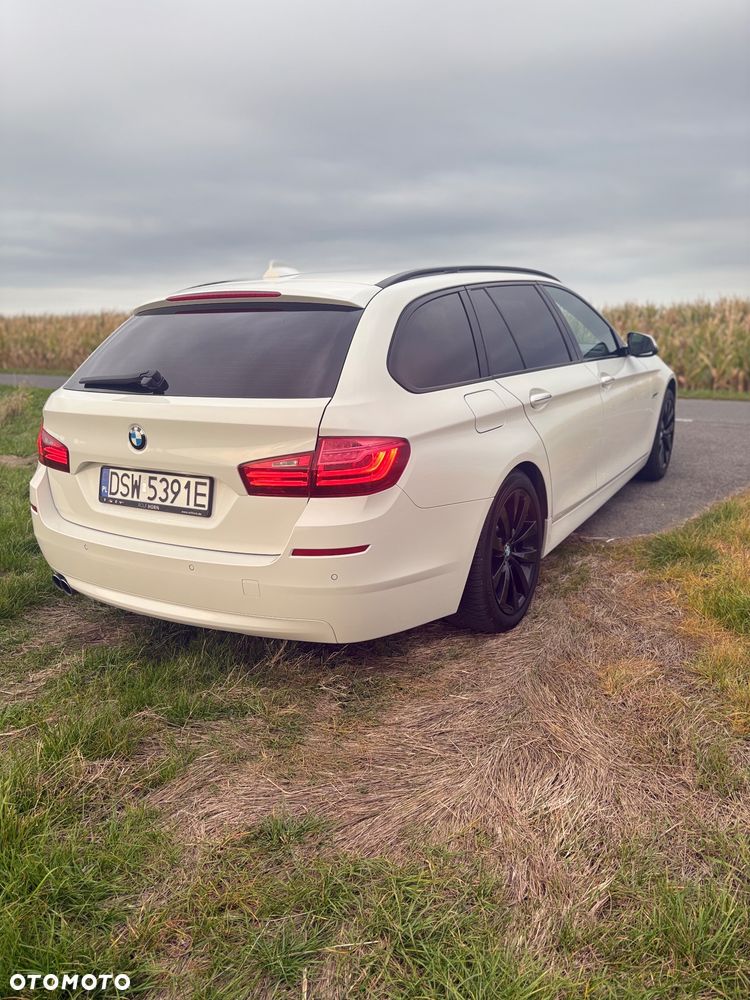 BMW Seria 5 2015 photo 3