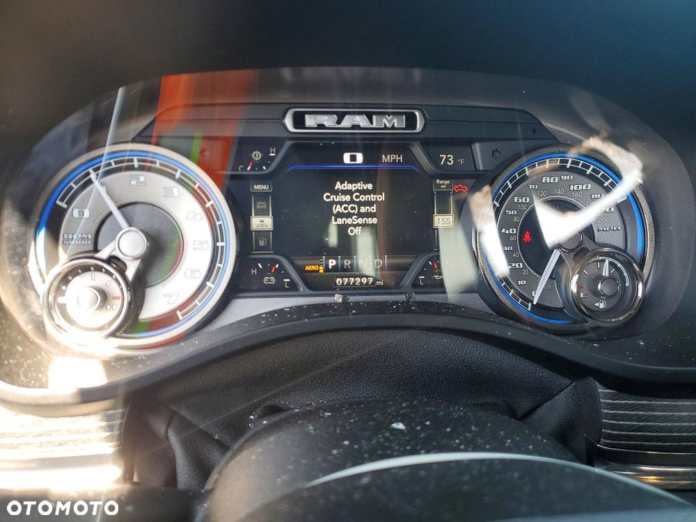 RAM 1500 5.7 Crew Cab Limited - 11