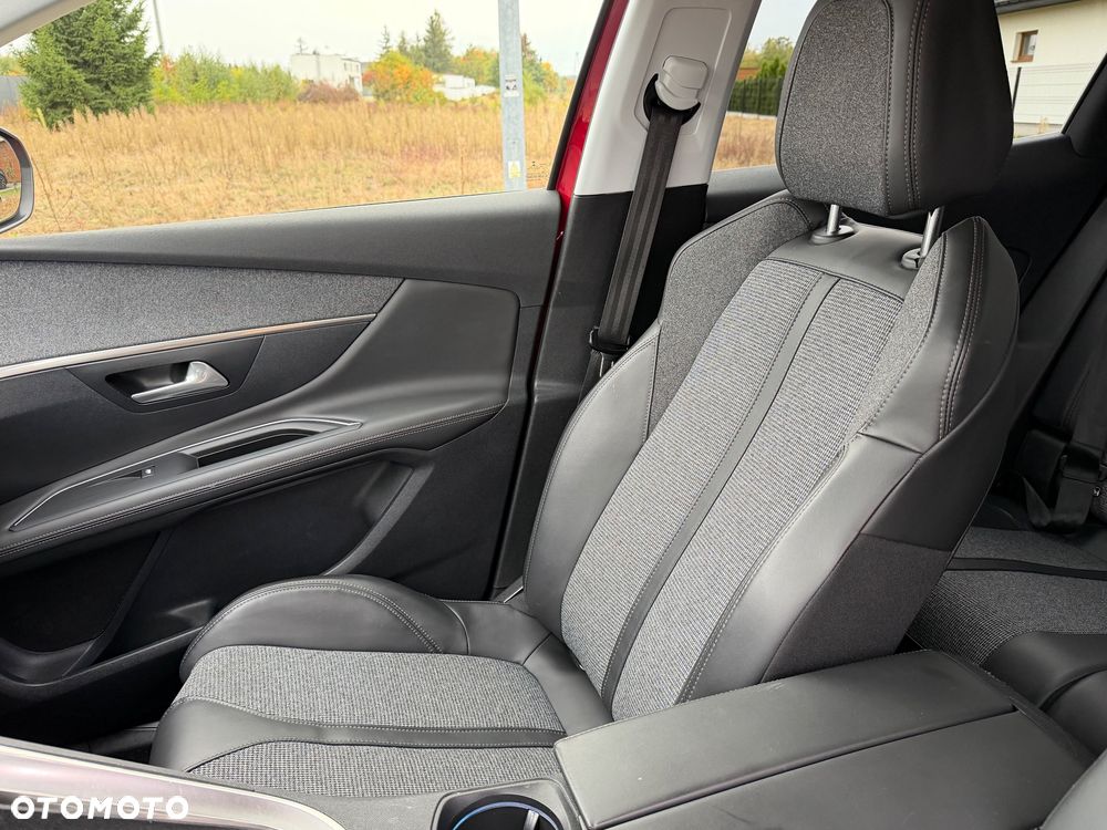 Peugeot 3008 - 26