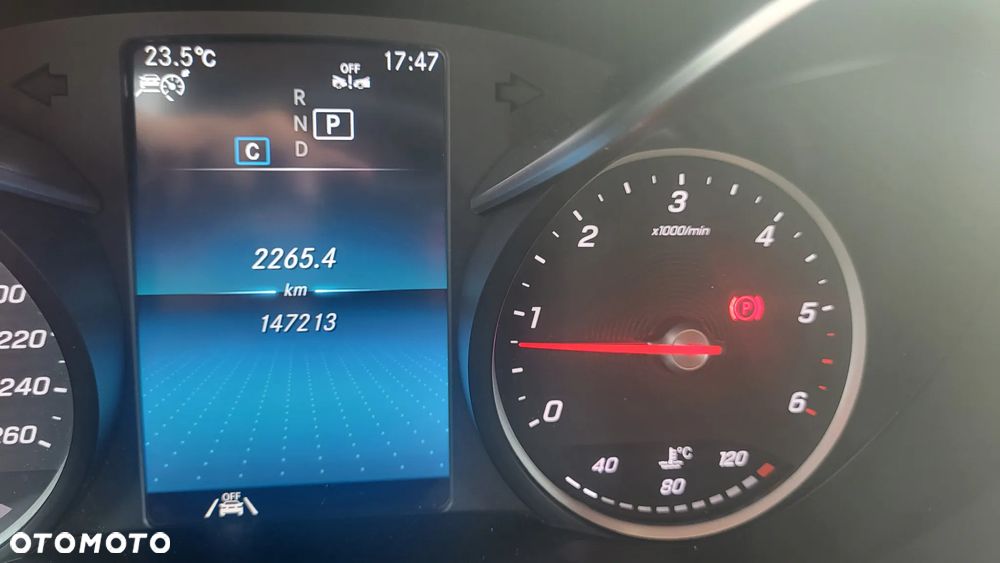 Mercedes-Benz Klasa C 220 d T 9G-TRONIC AMG Line - 14