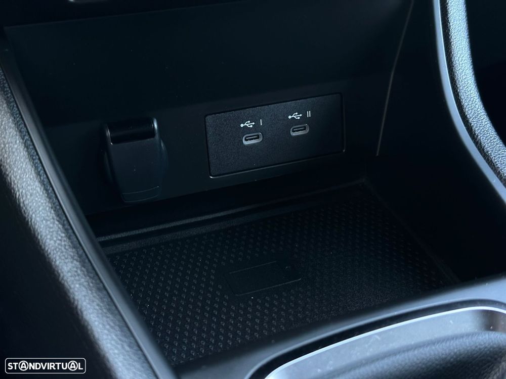 Renault Captur 1.0 TCe Techno Bi-Fuel - 27