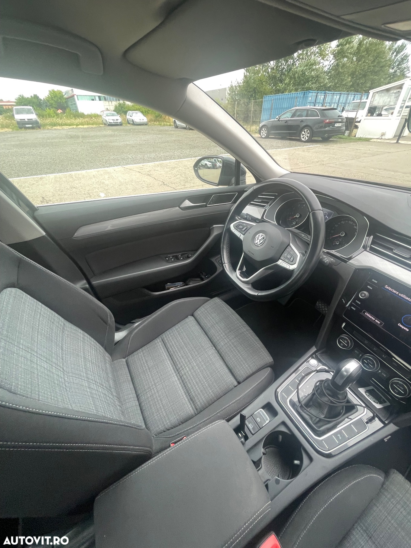 Volkswagen Passat 1.5 TSI ACT DSG Comfortline - 11