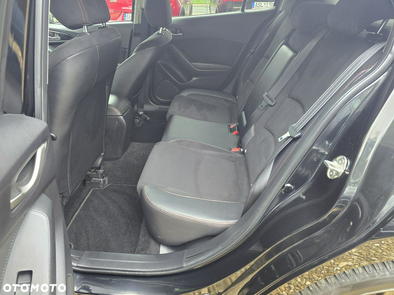 Mazda 3 SKYACTIV-G 120 NAKAMA - 13