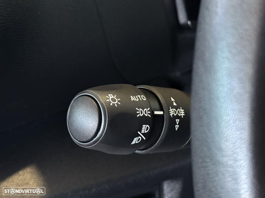 Citroën C4 X 1.2 PureTech Max EAT8 - 18