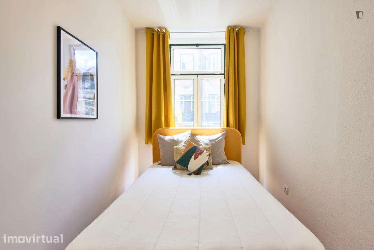 Quarto - localizado em Graça Lisbon - Grande imagem: 4/23