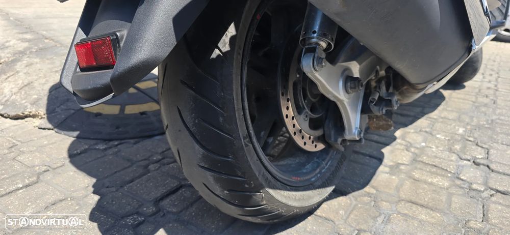 Suzuki Burgman Burgman 650 - 4