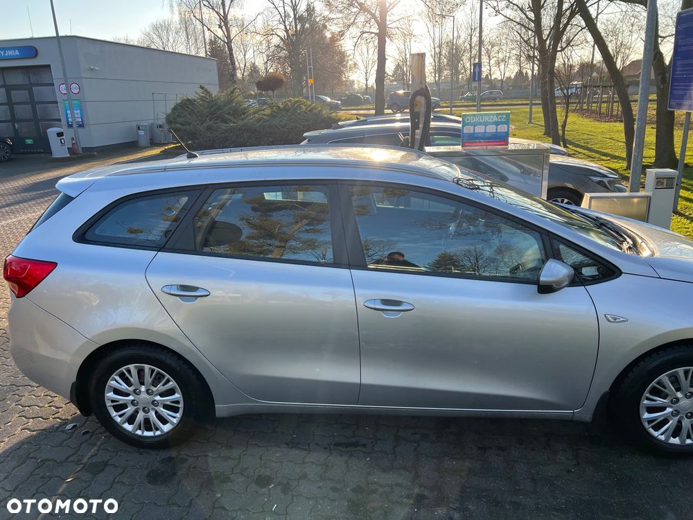 Kia Ceed 1.6 GDI M - 4