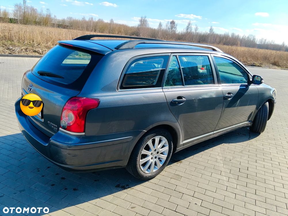 Toyota Avensis 2.0 D-4D Sol - 4