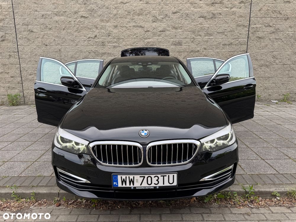 BMW Seria 5 518d Luxury Line - 4