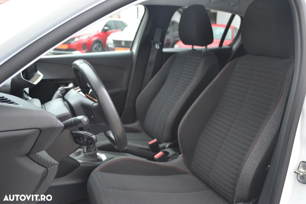 Peugeot 208 1.2 L PureTech STT Active Pack - 11