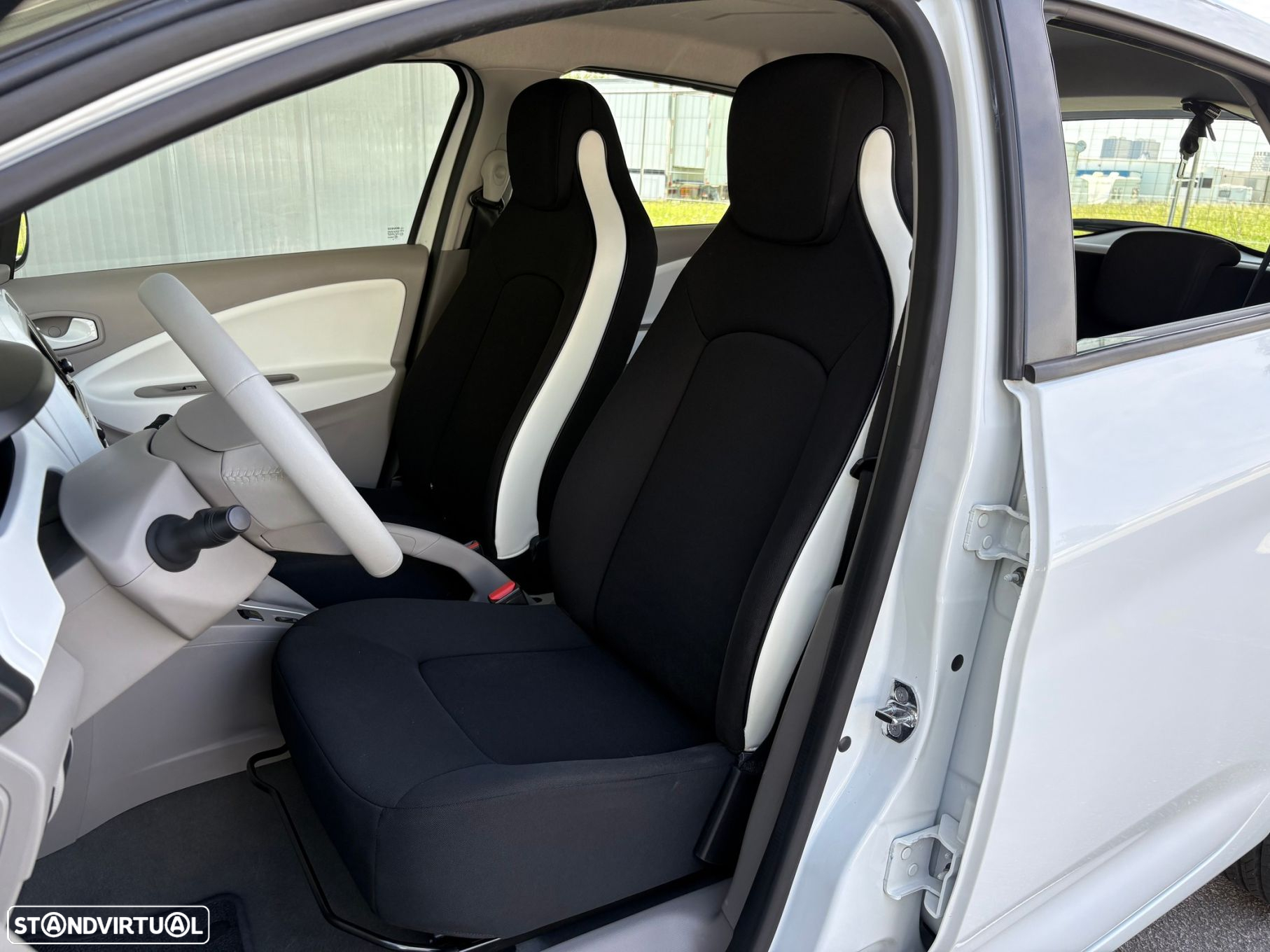 Renault Zoe (c/ Bateria) Life 40 Q90 - 8