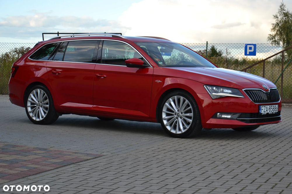 Skoda Superb Combi 2.0 TDI 4x4 DSG L&K - 8