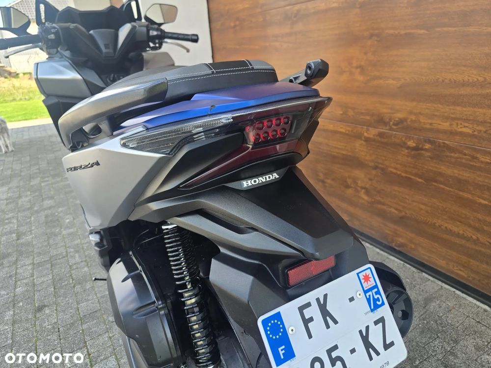Honda NSS - 18