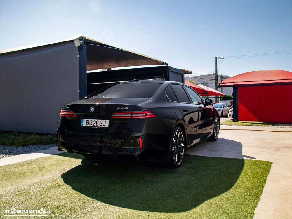 BMW i5 eDrive40 Pack Desportivo M - 7