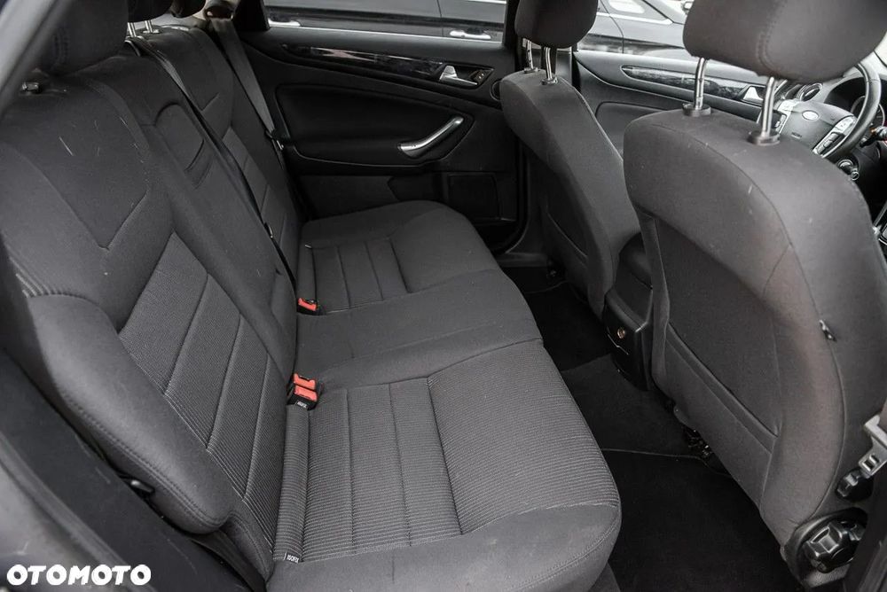 Ford Mondeo - 18
