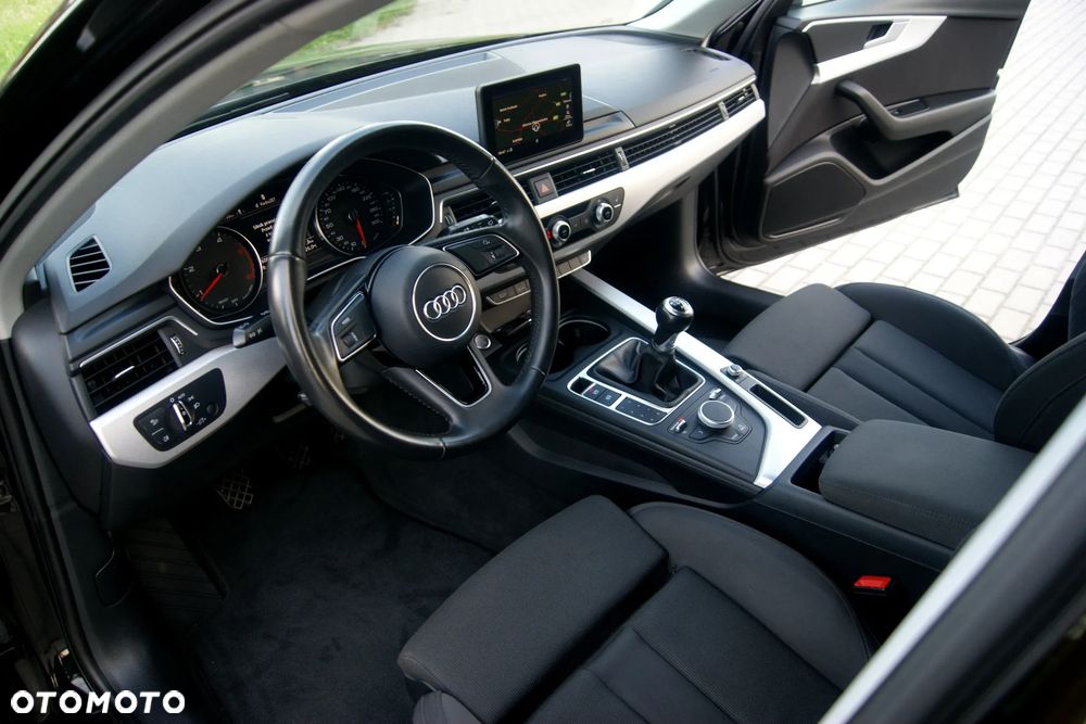 Audi A4 Avant 2.0 TDI - 28